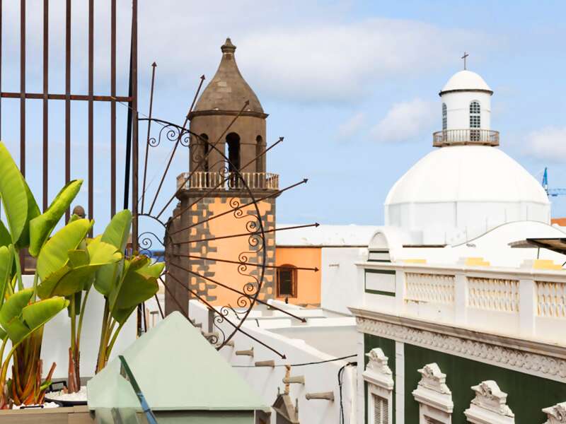 Das Suites 1478 begrüßt Sie im historischen Stadtteil Vegueta in Las Palmas auf Gran Canaria. Freuen Sie sich hier auf eine Dachterrasse mit Blick auf die Kathedrale - Suites 1478 in Las Palmas auf Gran Canaria buchen auf Booking.com